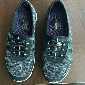 Skechers slip ons. Size 9. Memory foam insoles.